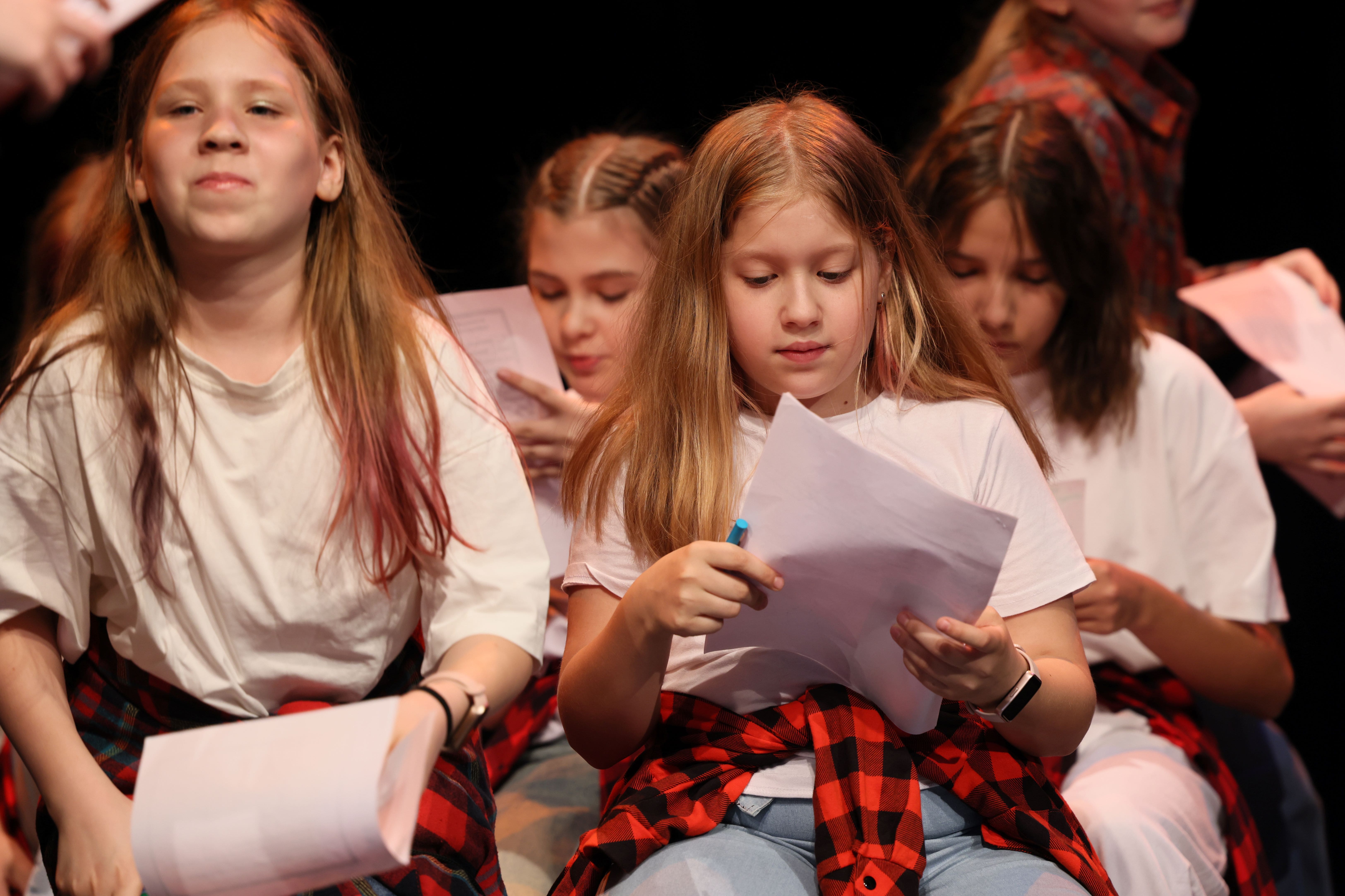 Школа актёрского мастерства Отражение  – детская программа, Москва, 3 локации. Путевки на детские программы на 2026 год, фото 11