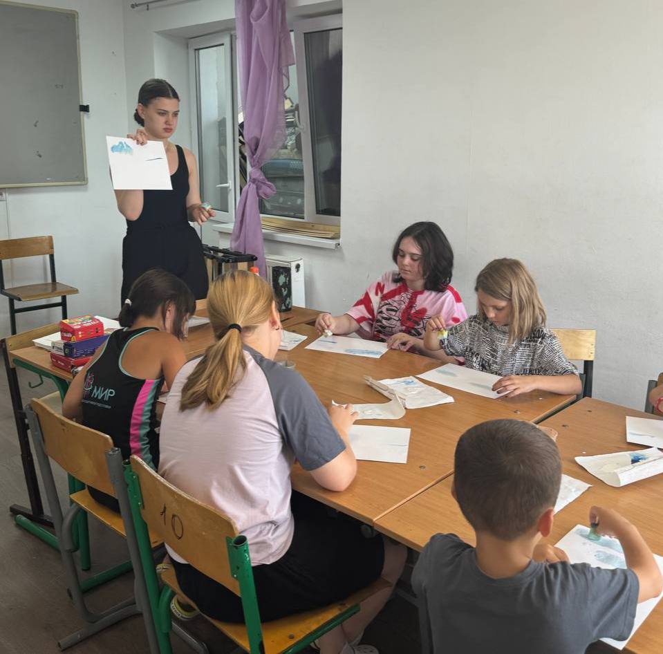 Френдзбург – языковой лагерь, Московская область, Щелковский район. Путевки в детский лагерь на 2026 год, фото обучения 3