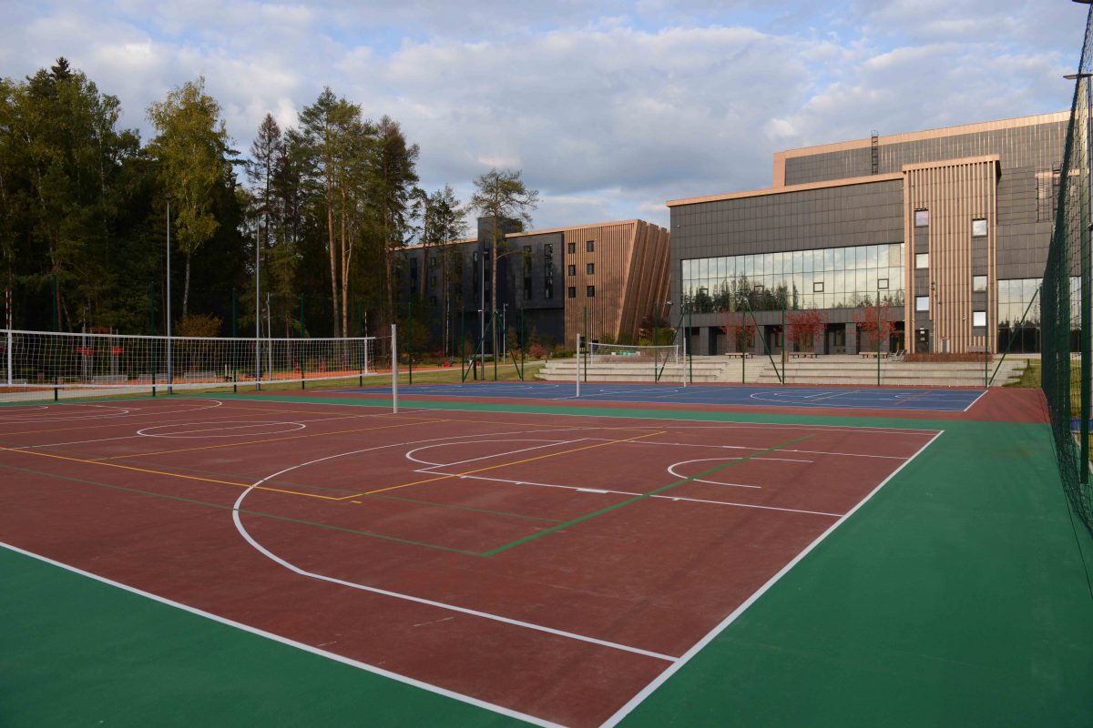 Enjoy Camp. English Жаворонки – языковой лагерь, Московская обл., Одинцово. Путевки в детский лагерь на 2026 год, фото размещения 1