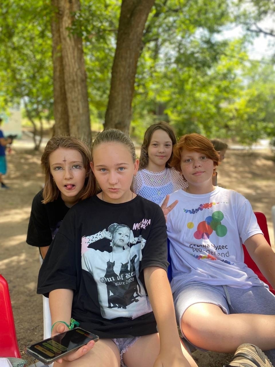 Страна Чудес в ДОЛ им. Гули Королевой – языковой лагерь, Волгоградская область, Городищенский район. Путевки в детский лагерь на 2026 год, фото программы 4