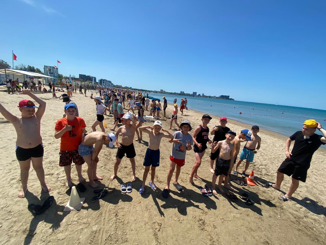 Детский языковой лагерь English Camp – лагерь на море, Краснодарский край, Анапа. Путевки в детский лагерь на 2026-2027 год, фото программы 11