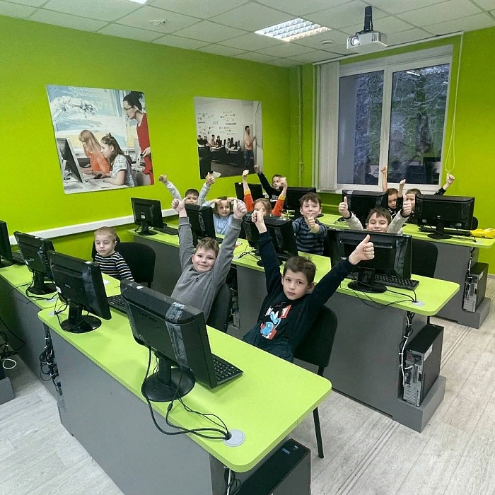 Компьютерная Академия TOP Волгоград – городской лагерь, Волгоград. Путевки в детский лагерь на 2024 год, фото 8