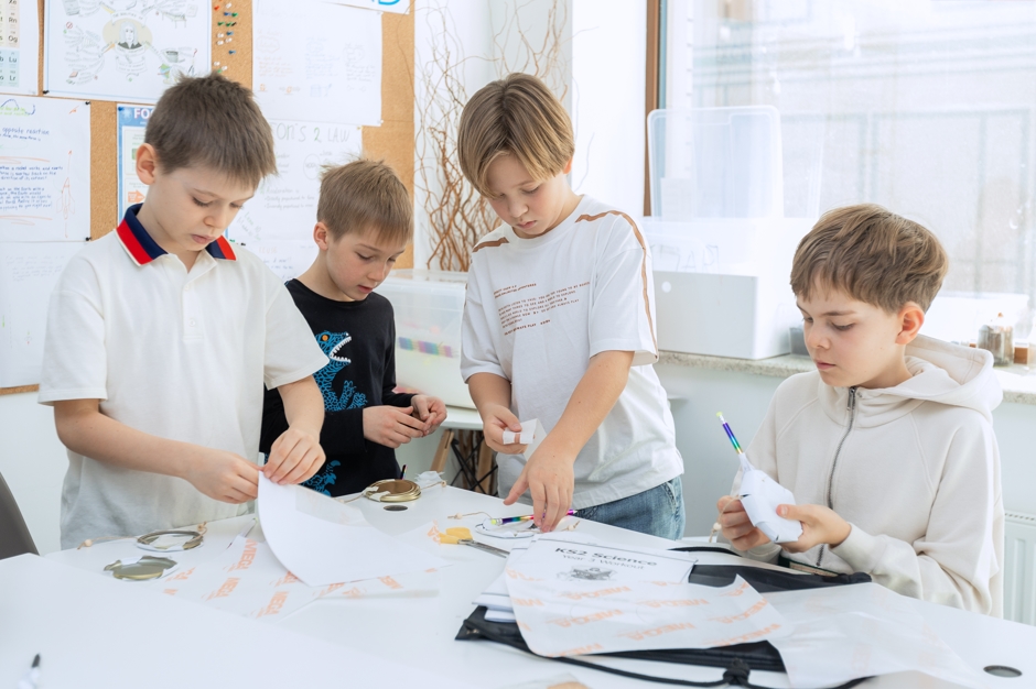 Летняя программа на английском языке Around the World in 12 Days – городской лагерь, Москва, м. Лубянка. Путевки в детский лагерь на 2025-2026 год, фото 3