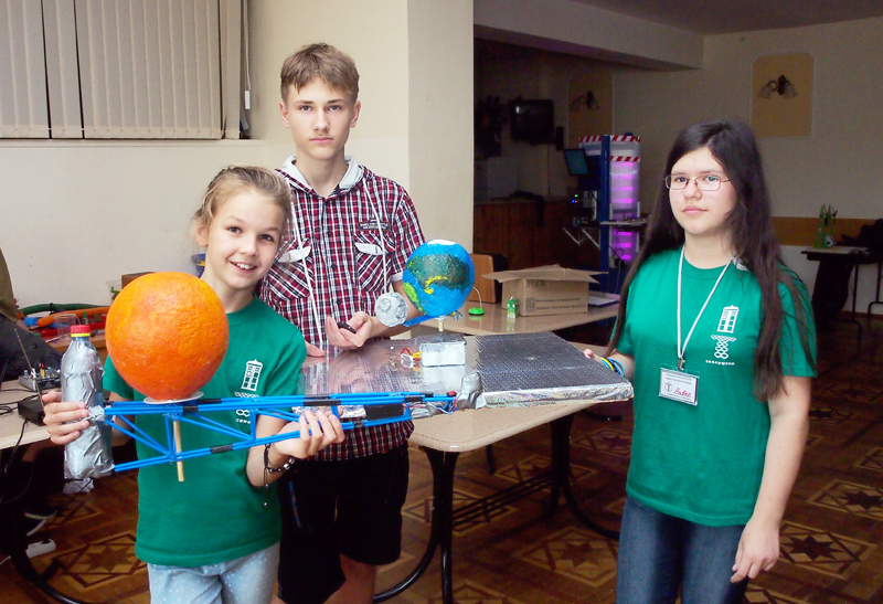 Робинзонада. Очевидное-невероятное – образовательный лагерь, Калужская обл., Жуковский р-н. Путевки в детский лагерь на 2026 год, фото программы 1