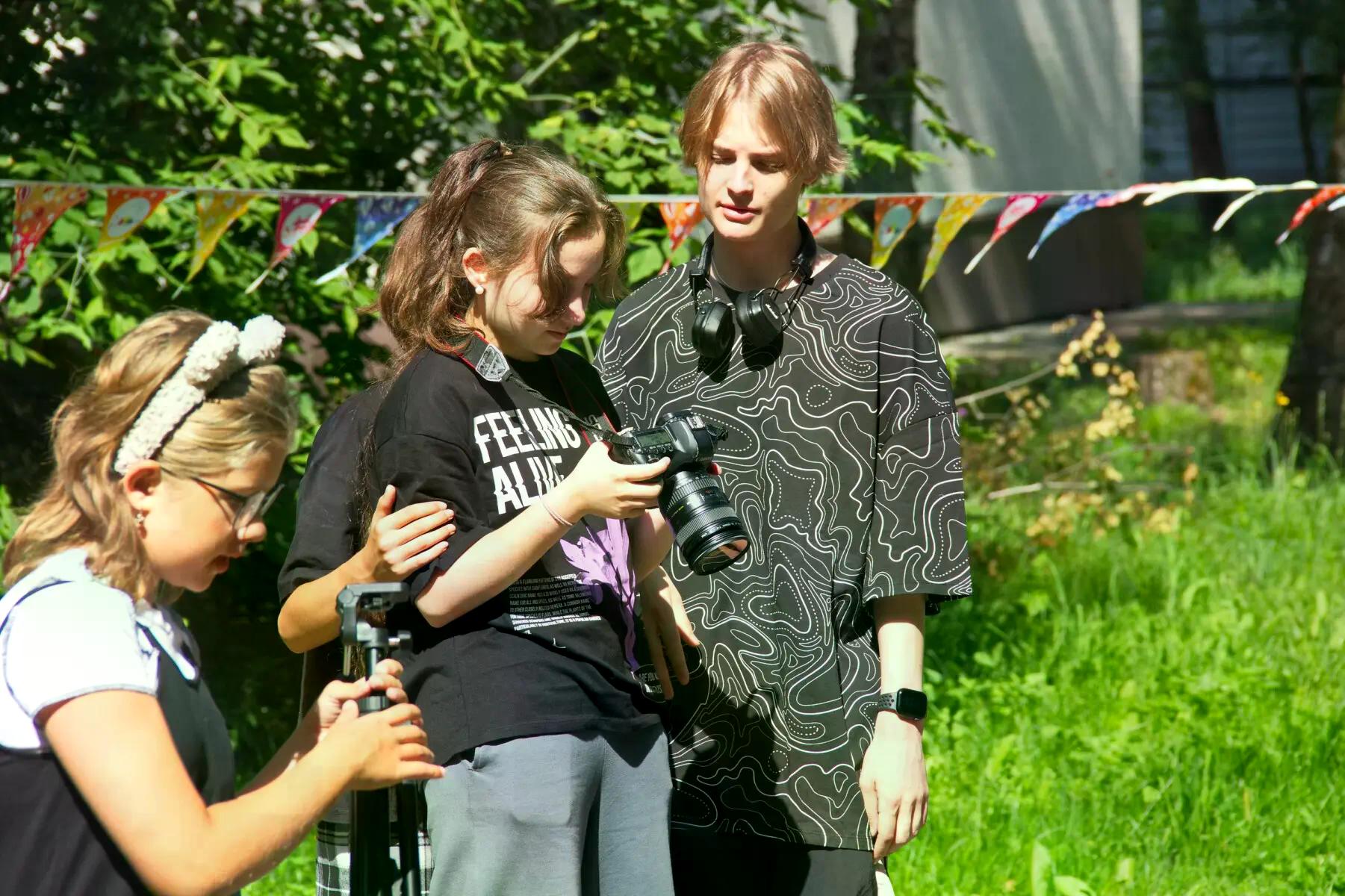 Enjoy Camp В кадре. Головинка – творческий лагерь, Калужская обл., Жуковский р-н. Путевки в детский лагерь на 2026 год, фото обучения 7