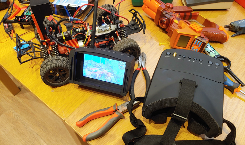 Робинзонада. Очевидное-невероятное – образовательный лагерь, Калужская обл., Жуковский р-н. Путевки в детский лагерь на 2026 год, фото программы 6