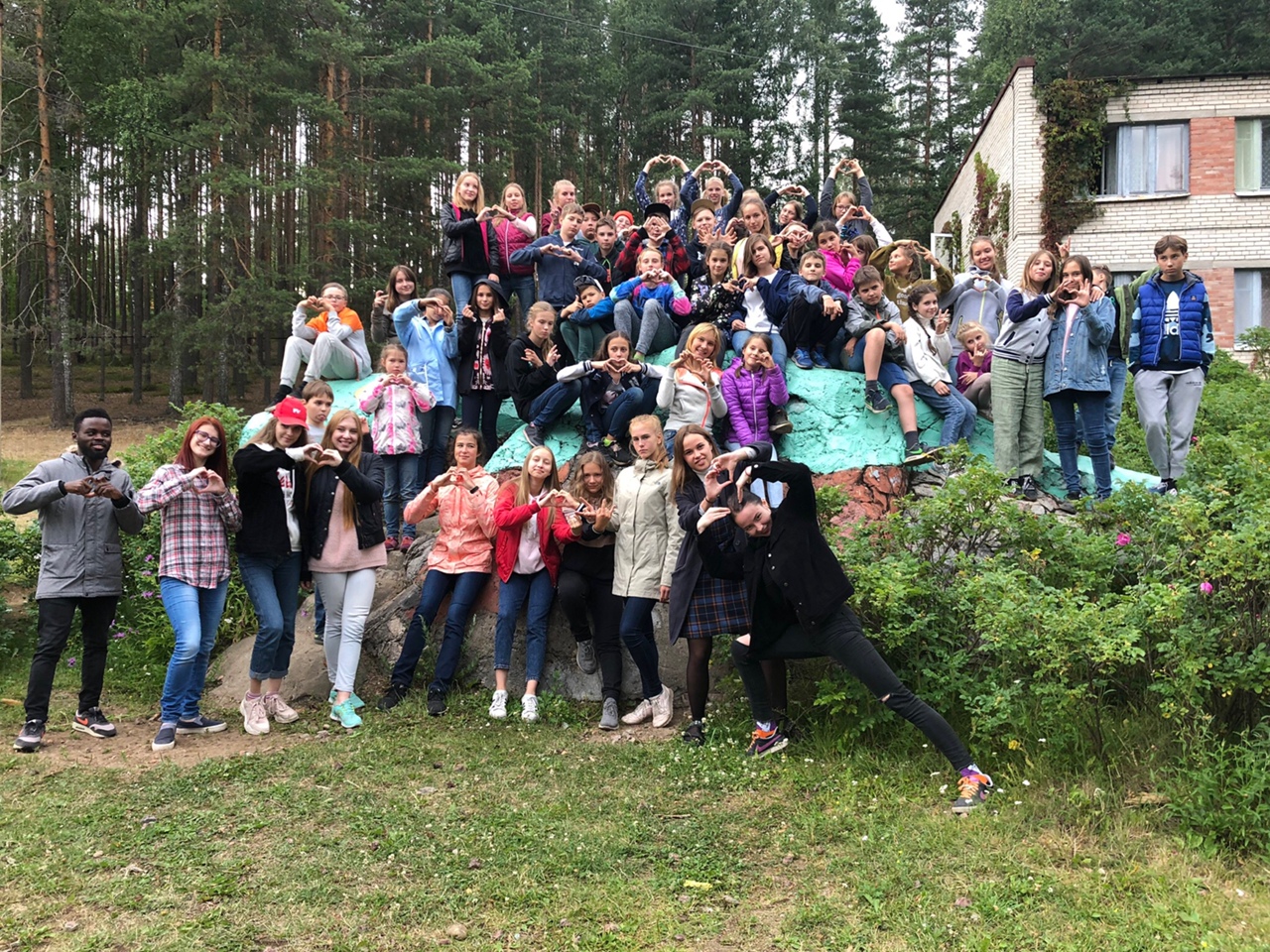 «Cool Kids в Алых Парусах» – Языковой лагерь в Ленинградской области, фото 1