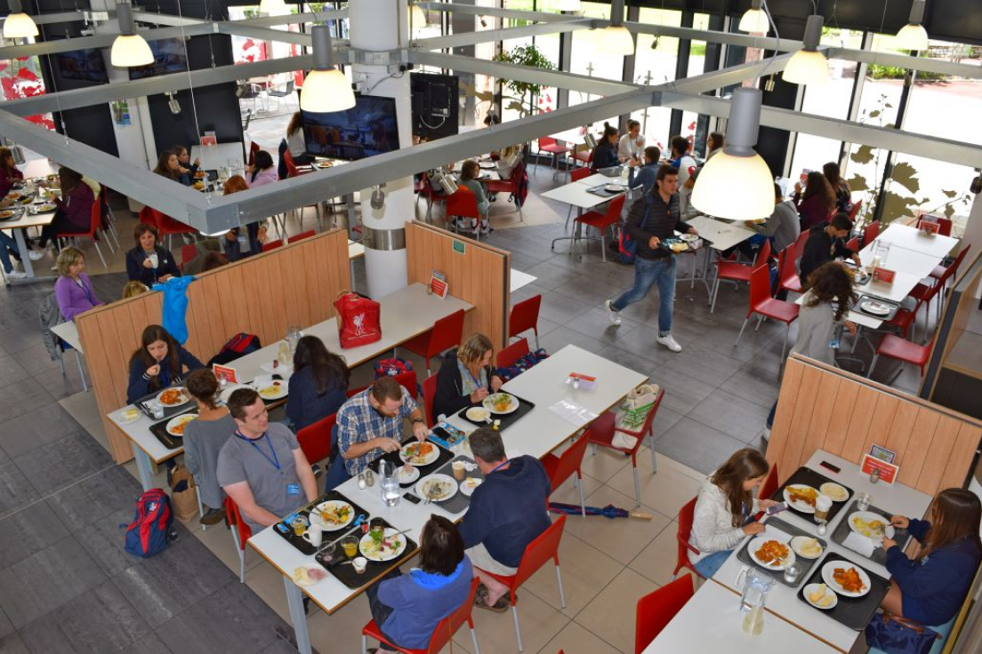 Oxford Camp Liverpool & London – языковой лагерь, Великобритания, Ливерпуль. Путевки в детский лагерь на 2026 год, фото питания 2