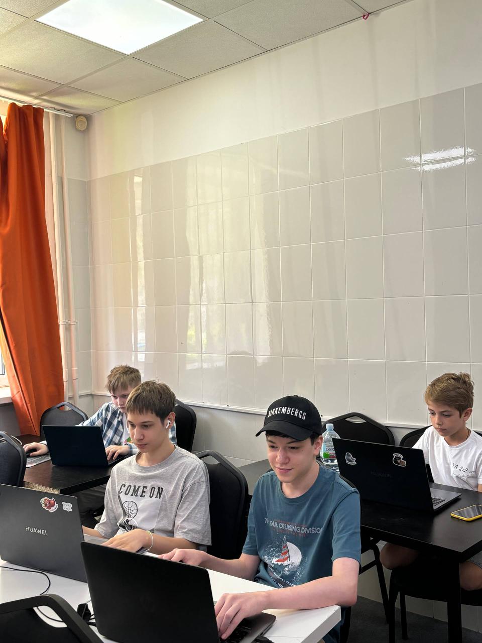 Лагерь Юайти. Трансформер – городской лагерь, Москва, м. Юго-Западная. Путевки в детский лагерь на 2026 год, фото программы 2