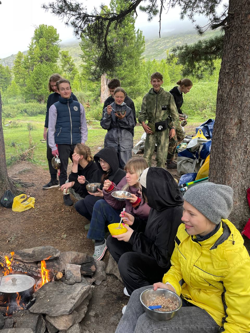 Altai Spirits. Поход на Шавлинские озера – спортивный лагерь, Республика Алтай, Чемальский район. Путевки в детский лагерь на 2024 год, фото питания 2