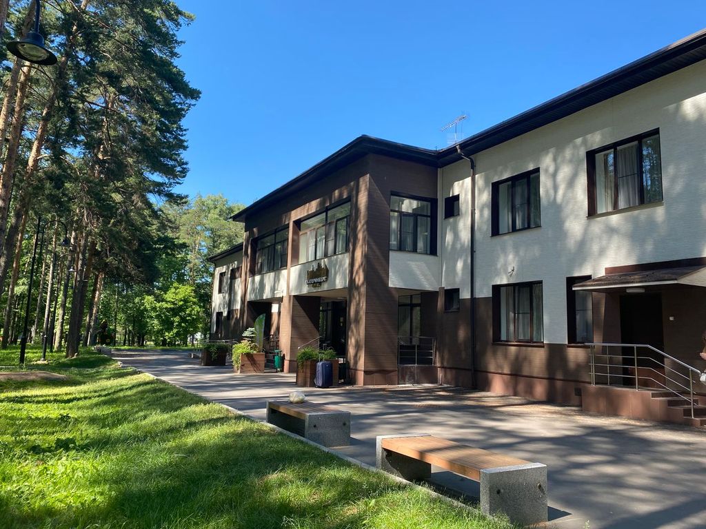 Enjoy Camp. Стартап Ёлочки – образовательный лагерь, Московская обл., Домодедово. Путевки в детский лагерь на 2026 год, фото размещения 1