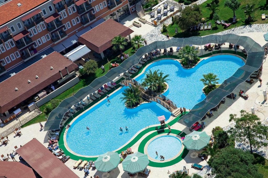 Enjoy Camp English. Yali Izmir – языковой лагерь, Турция, Измир. Путевки в детский лагерь на 2026 год, фото размещения 1