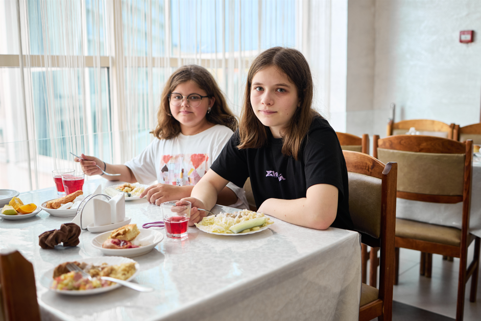 Танцевальный выезд Звезда – творческий лагерь, Московская обл., Истринский р-он. Путевки в детский лагерь на 2026 год, фото питания 1