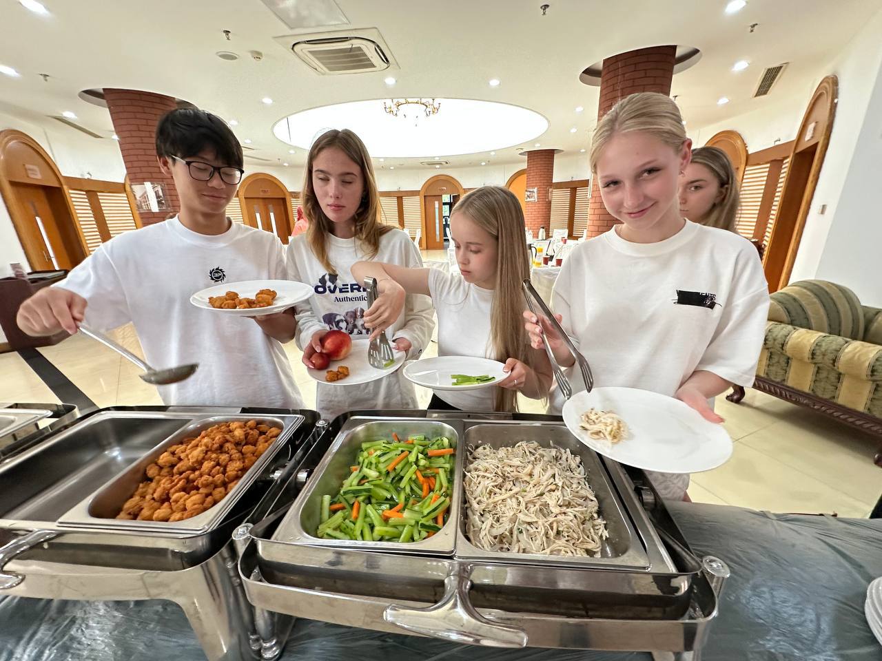 Языковой лагерь JP Шанхай весна – языковой лагерь, Китай, Шанхай. Путевки в детский лагерь на 2026 год, фото питания 1