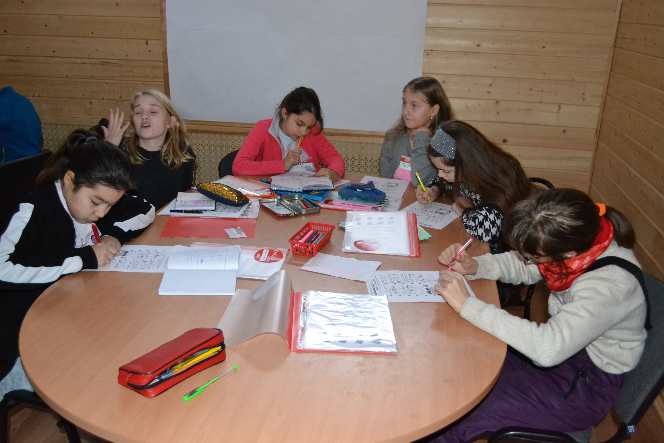 «Benedict English Camp» – Детский лагерь в Ленинградской области, фото обучения 2