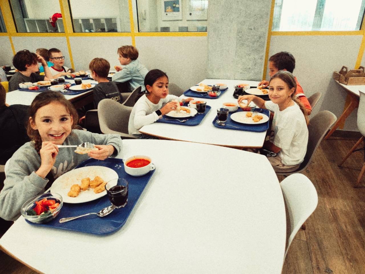 Sciencely. Летние городские лаборатории. Мичуринский – детская программа, Москва, м. Мичуринский проспект. Путевки на детские программы на 2026 год, фото питания 1