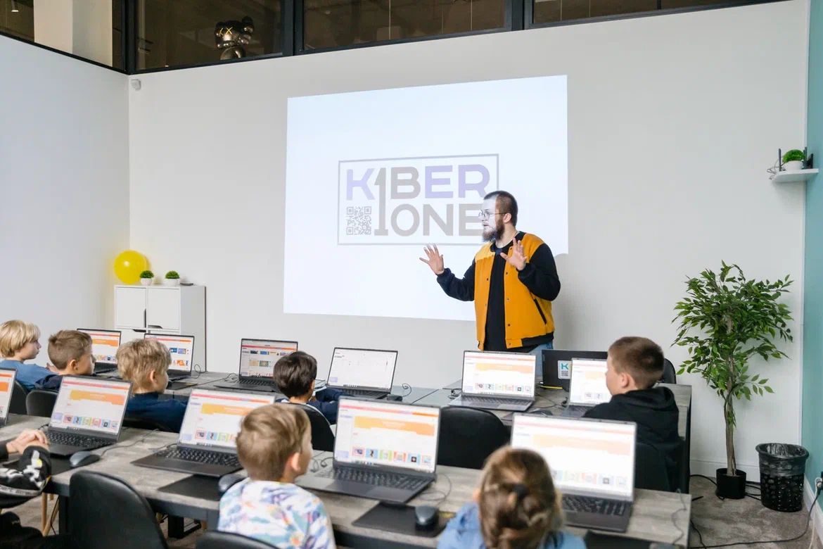 KIBERone Москва – городской лагерь, Москва, 6 филиалов. Путевки в детский лагерь на 2026 год, фото 5