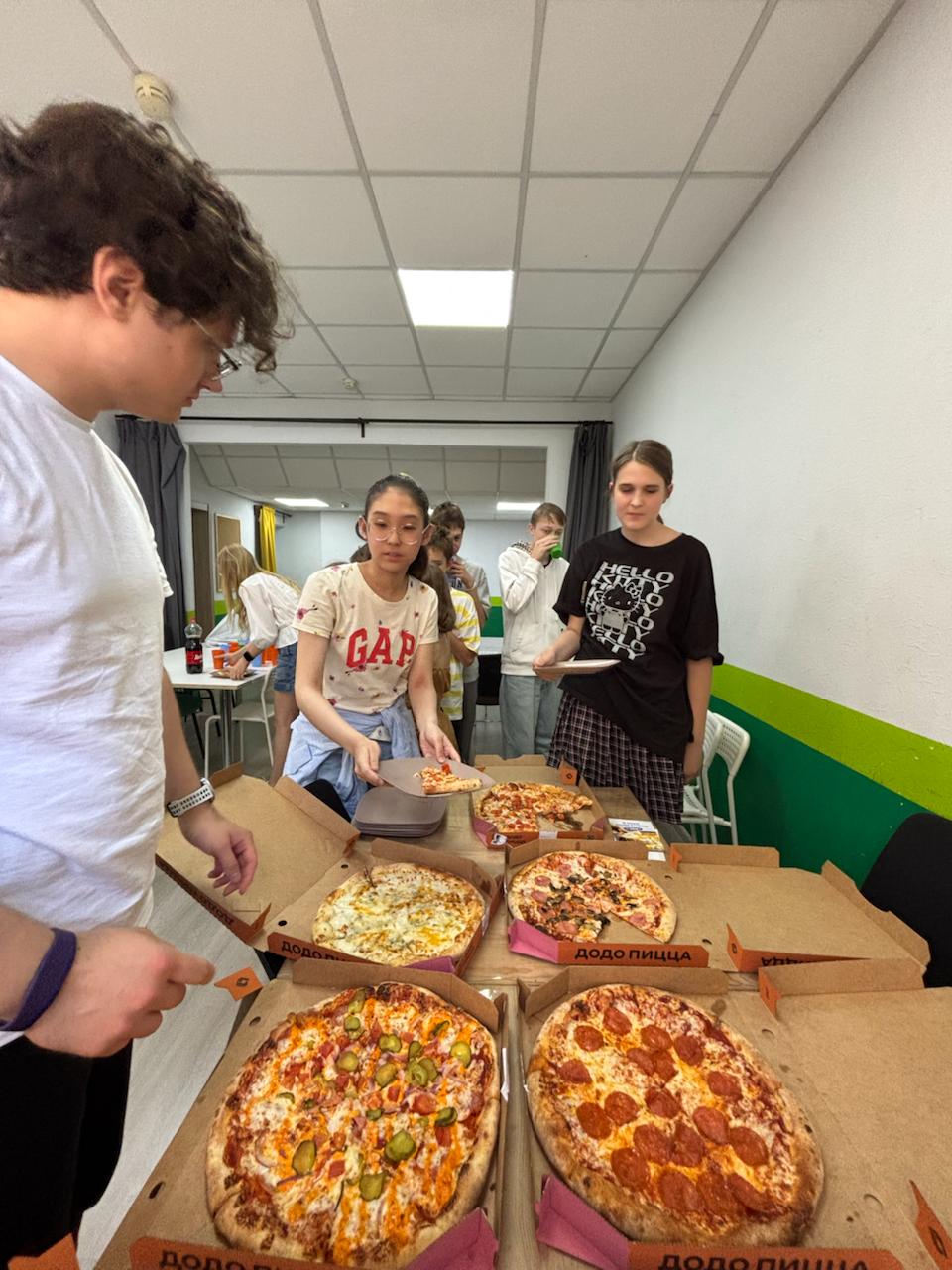 Лагерь Юайти. Трансформер – городской лагерь, Москва, м. Юго-Западная. Путевки в детский лагерь на 2026 год, фото питания 5