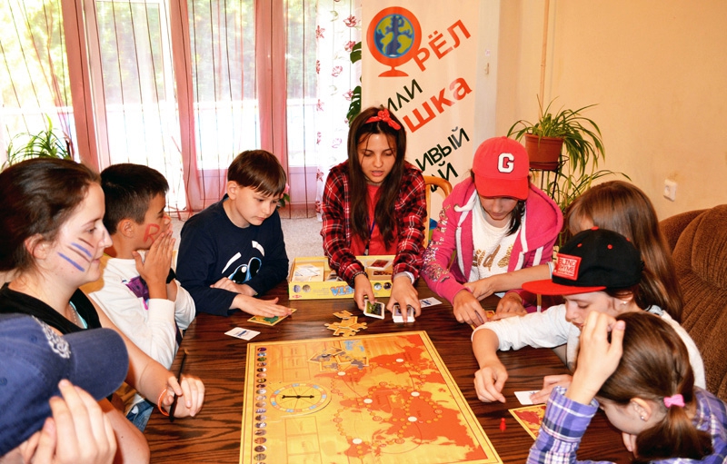 Робинзонада. Орел и решка. Планета Земля – бизнес лагерь, Калужская обл., база отдыха «Изумруд». Путевки в детский лагерь на 2026 год, фото 2