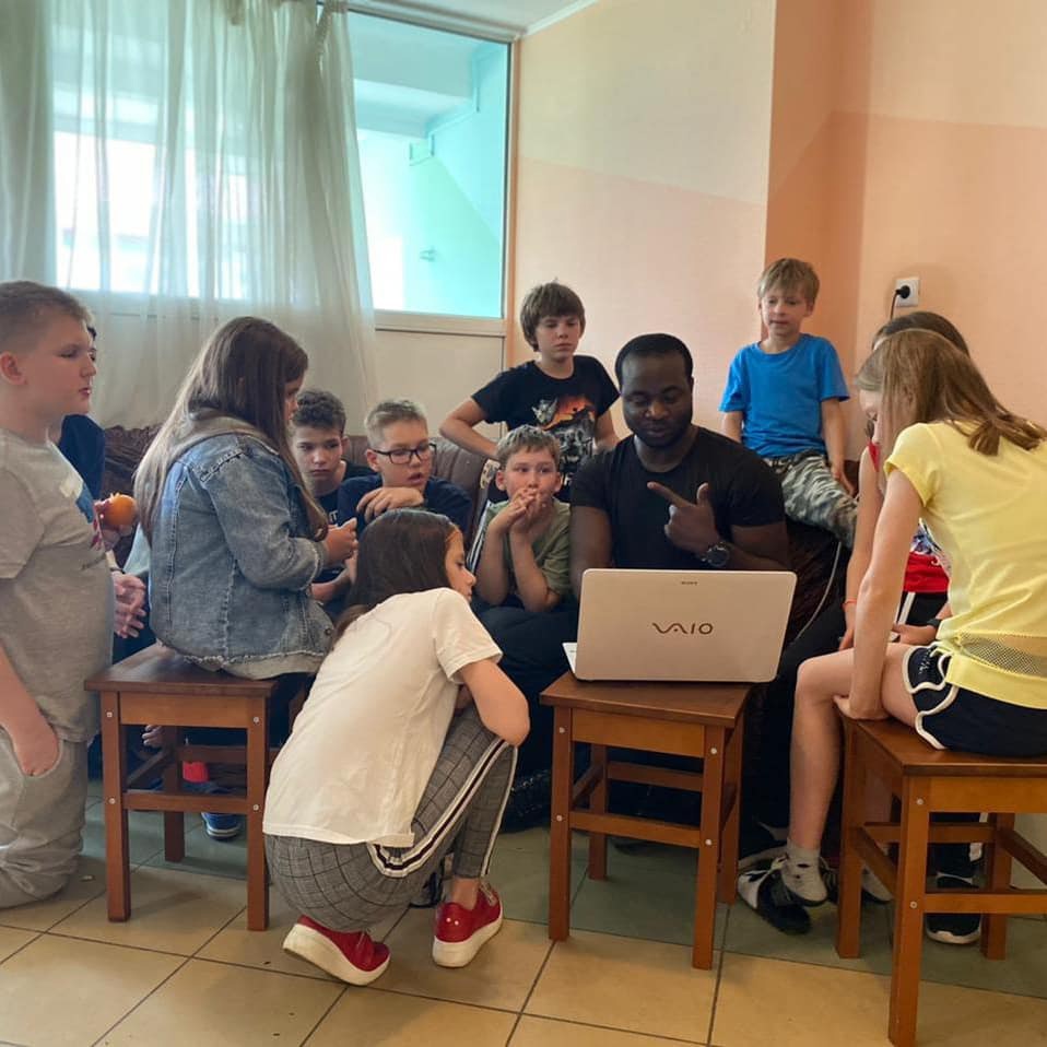 Optimist English Camp – языковой лагерь, Московская обл., Одинцовский р-н. Путевки в детский лагерь на 2026-2027 год, фото программы 8