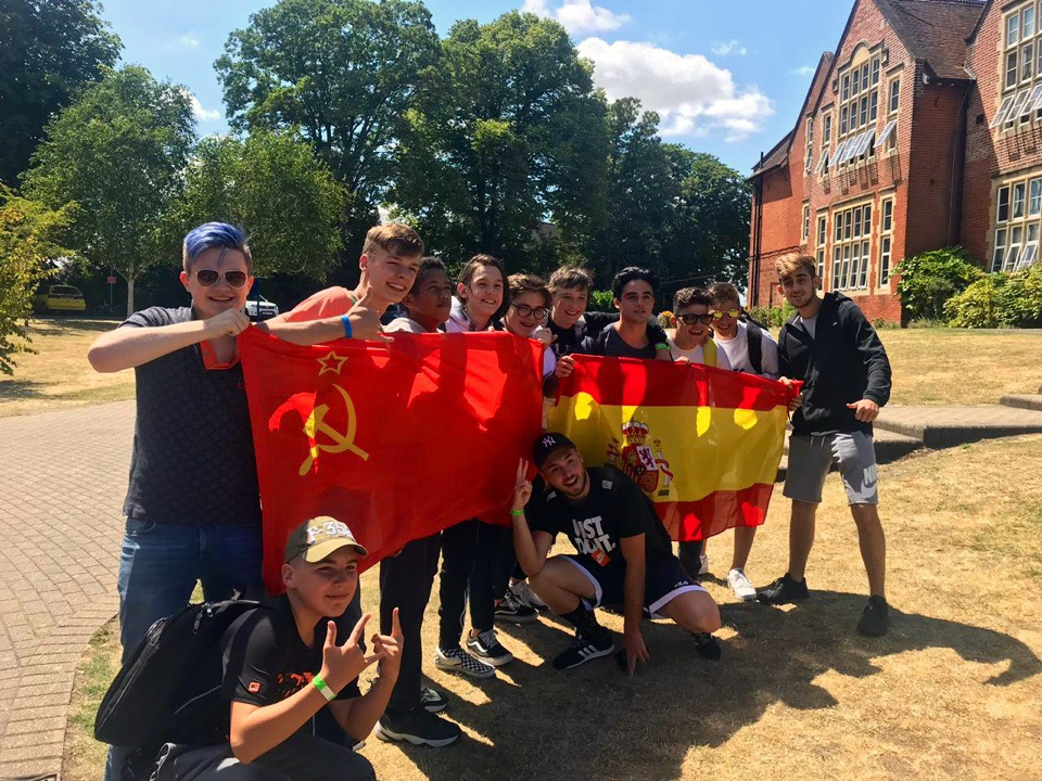 Aurinko Camp Англия – языковой лагерь, Англия. Путевки в детский лагерь на 2026 год, фото программы 2