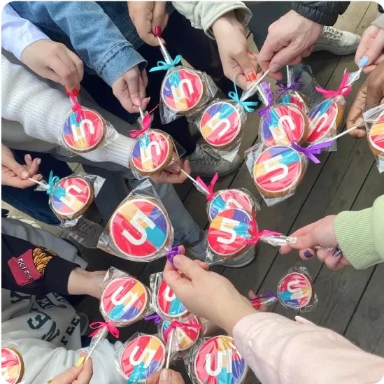 Клуб английского языка UFirst – детская программа, Санкт-Петербург, 4 локации. Путевки на детские программы на 2026 год, фото 2