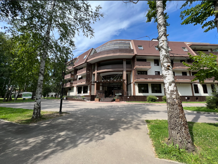 Enjoy Camp. В кадре. Ёлочки – творческий лагерь, Московская обл., Домодедово. Путевки в детский лагерь на 2026 год, фото размещения 9