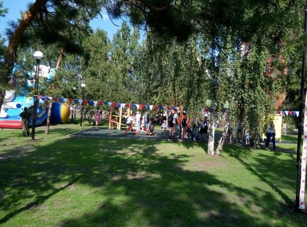 Городской бизнес-лагерь Фабрика-Дети – городской лагерь, Омск. Путевки в детский лагерь на 2026-2027 год, фото размещения 4