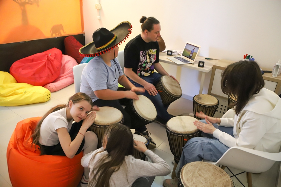 Летняя программа на английском языке Around the World in 12 Days – городской лагерь, Москва, м. Лубянка. Путевки в детский лагерь на 2025-2026 год, фото 11