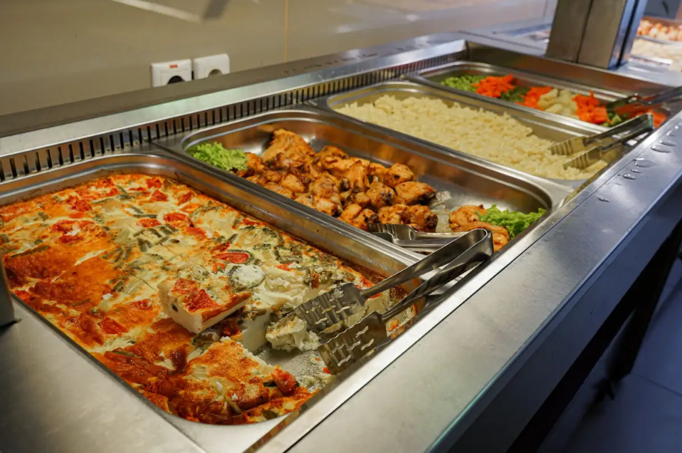 IP RUSSIA в Сочи – языковой лагерь, Краснодарский край, Сочи. Путевки в детский лагерь на 2026 год, фото питания 9