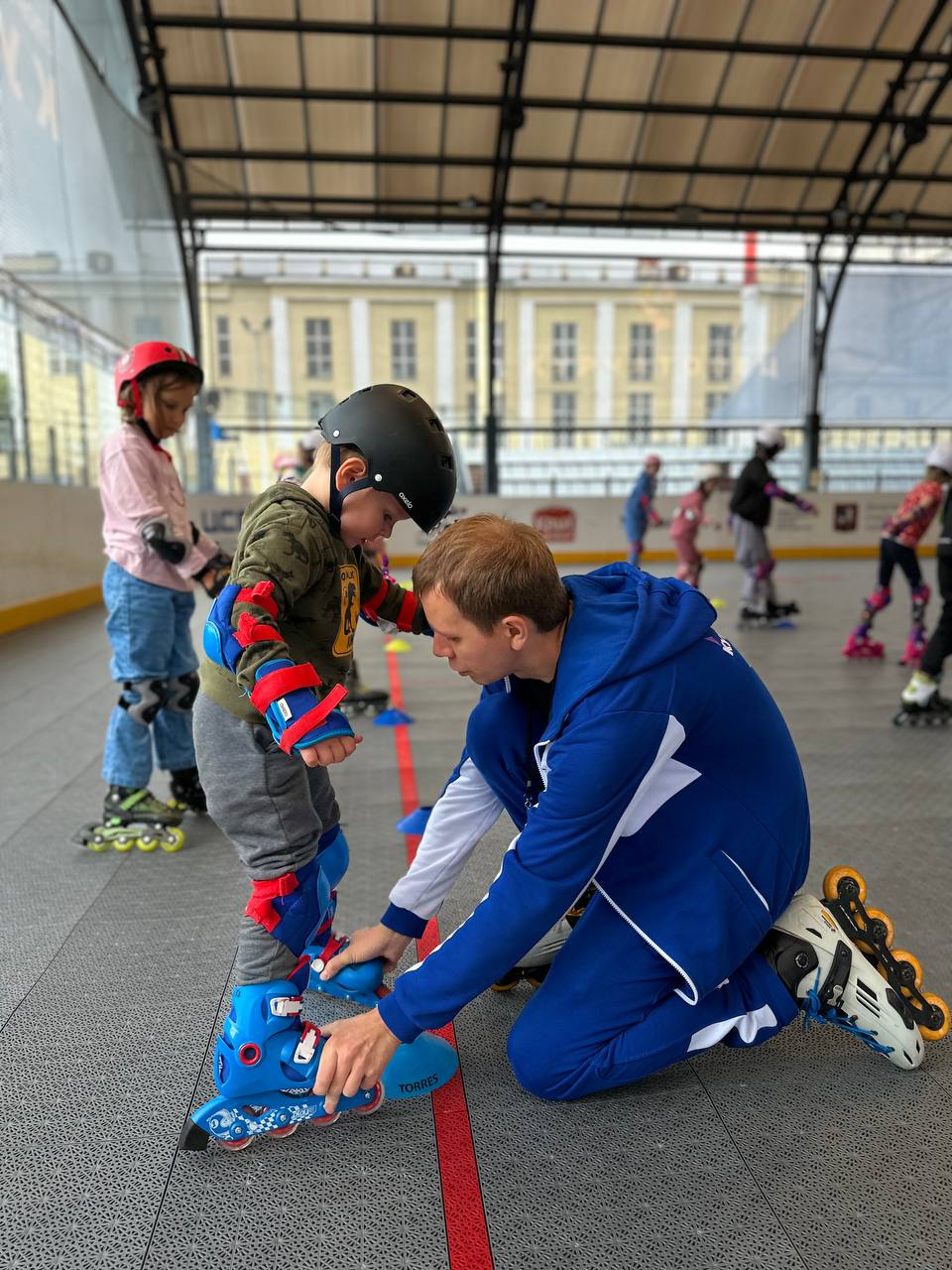«Кэмпы на стадионе Курчатовец», Москва, м. Щукинская – 2.