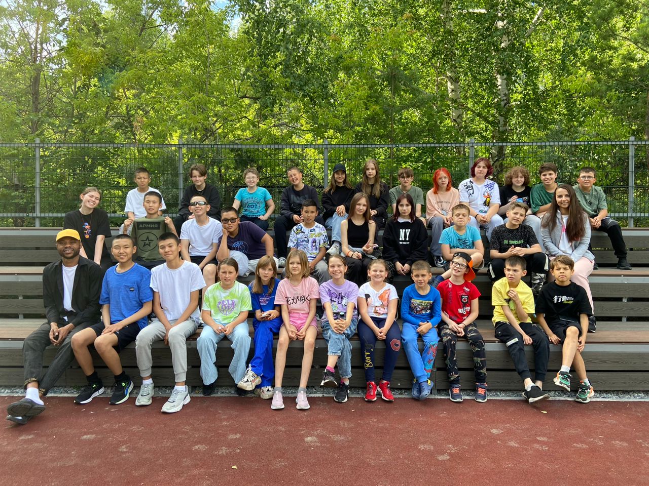 ОXFORD FRIENDS CAMP. Выездной языковой лагерь – языковой лагерь, Новосибирская обл., Ордынский р-н. Путевки в детский лагерь на 2026 год, фото программы 6