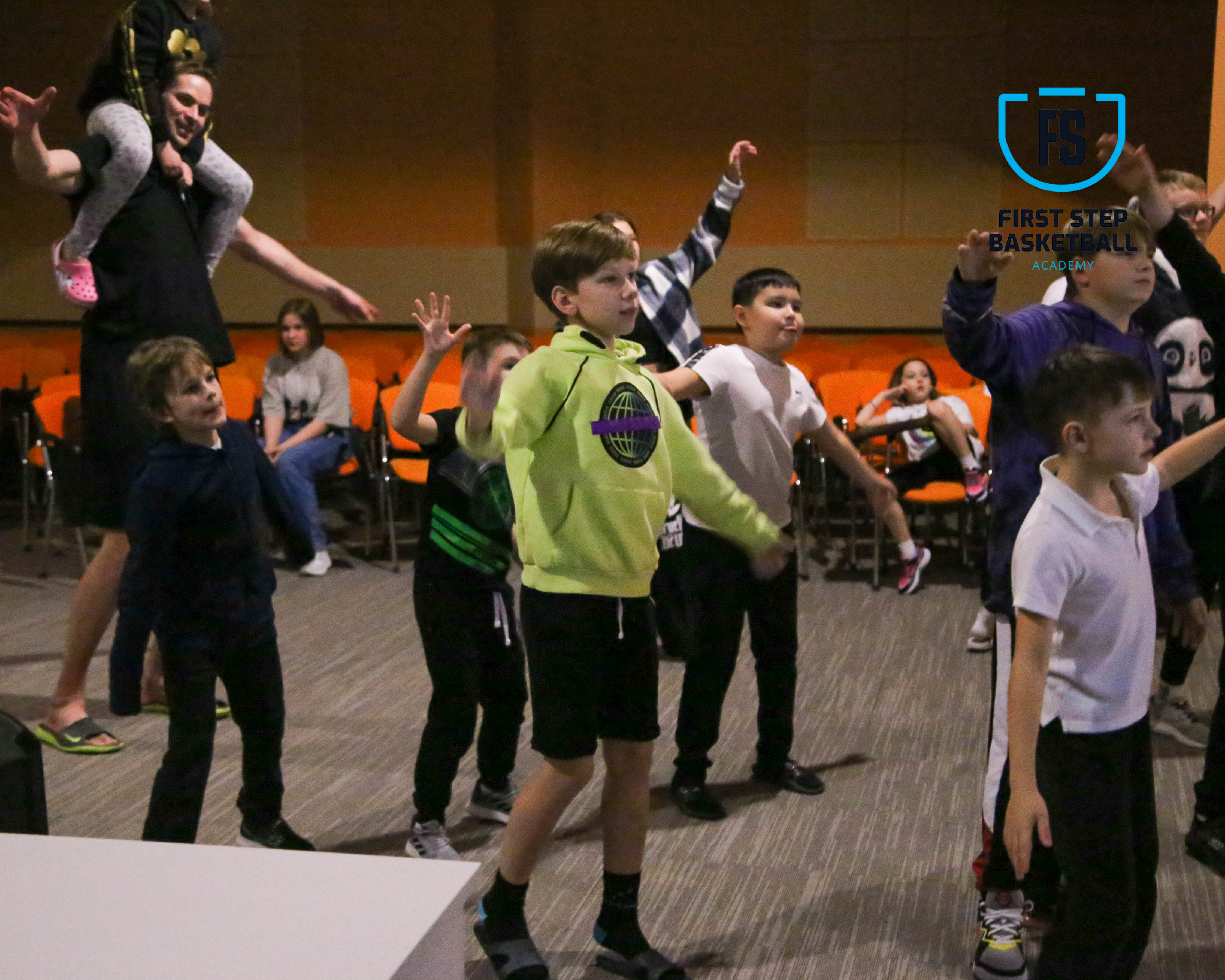 Лагерь Баскетбольной Академии Первый Шаг – спортивный лагерь, Московская обл., Дмитровский р-н. Путевки в детский лагерь на 2026 год, фото программы 5