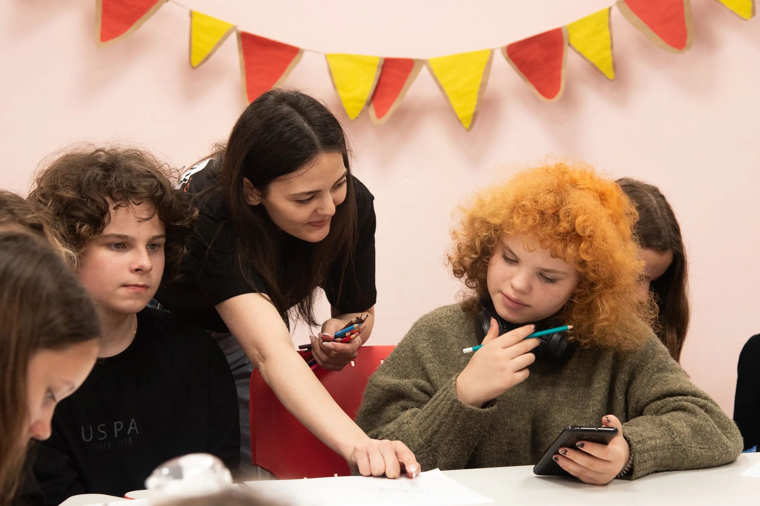 Enjoy Camp. English Level Up Ёлочки – языковой лагерь, Московская обл., Домодедово. Путевки в детский лагерь на 2026-2027 год, фото обучения 2