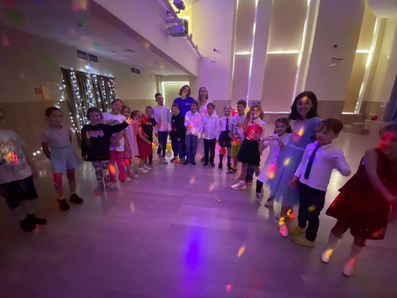 Точка Притяжения – городской лагерь, Москва, м. Народное ополчение. Путевки в детский лагерь на 2026 год, фото программы 6