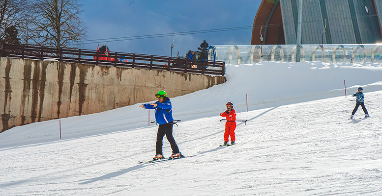 «Komandor Camp. Горные лыжи и сноуборд. Весенний» – спортивный лагерь, Сочи. Путевки в детский лагерь на 2023 год, фото 2