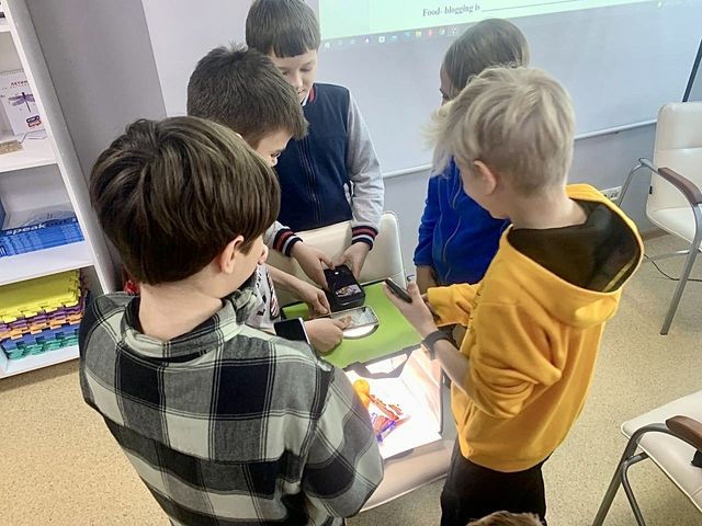 Компьютерная Академия TOP Москва – городской лагерь, Москва, 28 локаций. Путевки в детский лагерь на 2026 год, фото программы 6