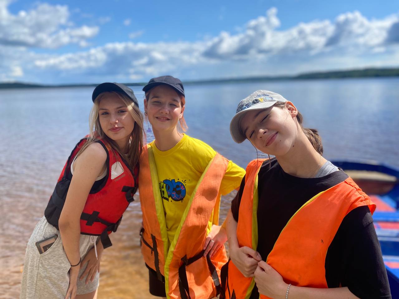 Подростково-детский творческий центр и лагерь Киноки. База Силандэ – творческий лагерь, Ленинградская обл., Всеволожский р-н. Путевки в детский лагерь на 2026 год, фото программы 1