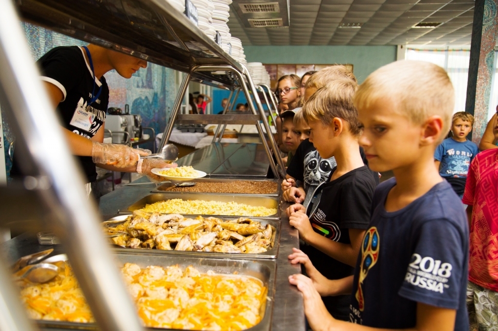 ДОЛ Гагарин – лагерь на море, Крым, Евпатория. Путевки в детский лагерь на 2026 год, фото питания 3