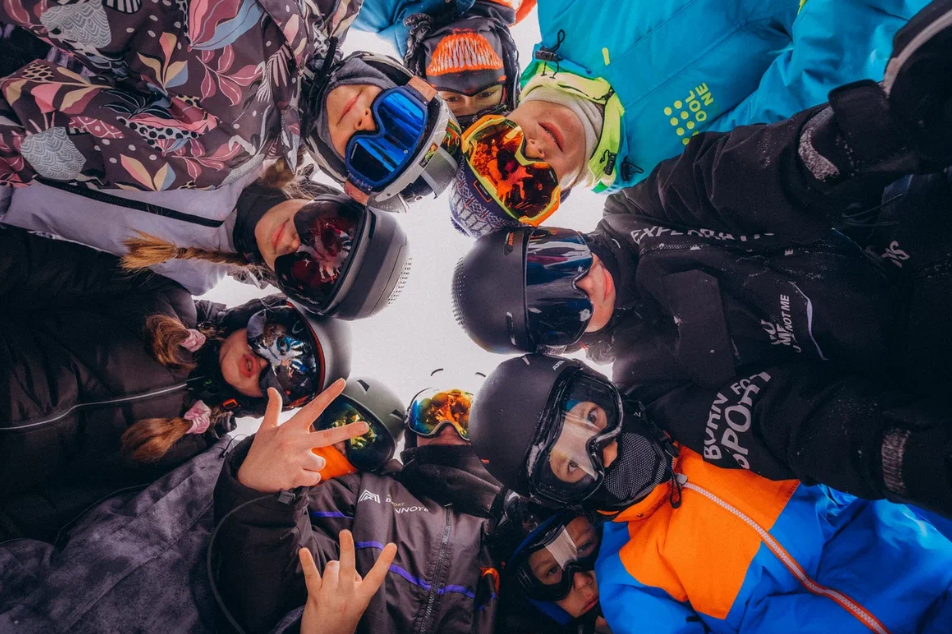 Народная Школа People School Горнолыжная смена, Красная Поляна – детская программа, Краснодарский край, Сочи. Путевки на детские программы на 2026 год, фото 10