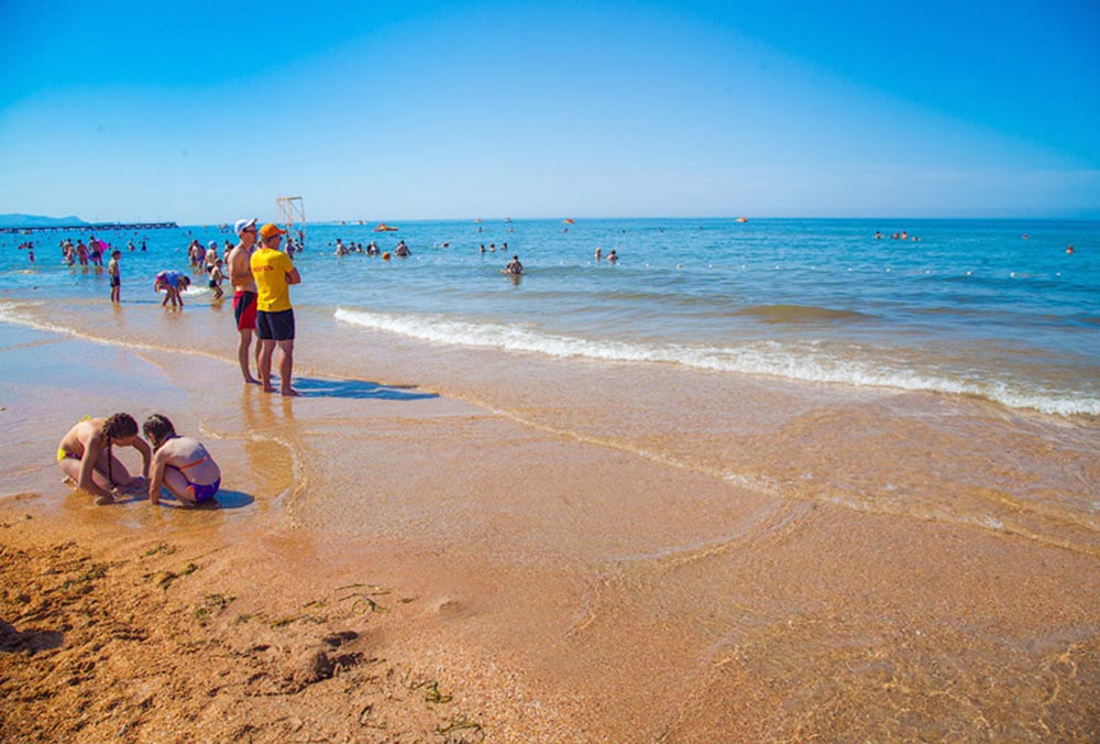 Морские каникулы. Лагерь Зеленые каникулы – творческий лагерь, Анапа, Витязево. Путевки в детский лагерь на 2026 год, фото программы 1