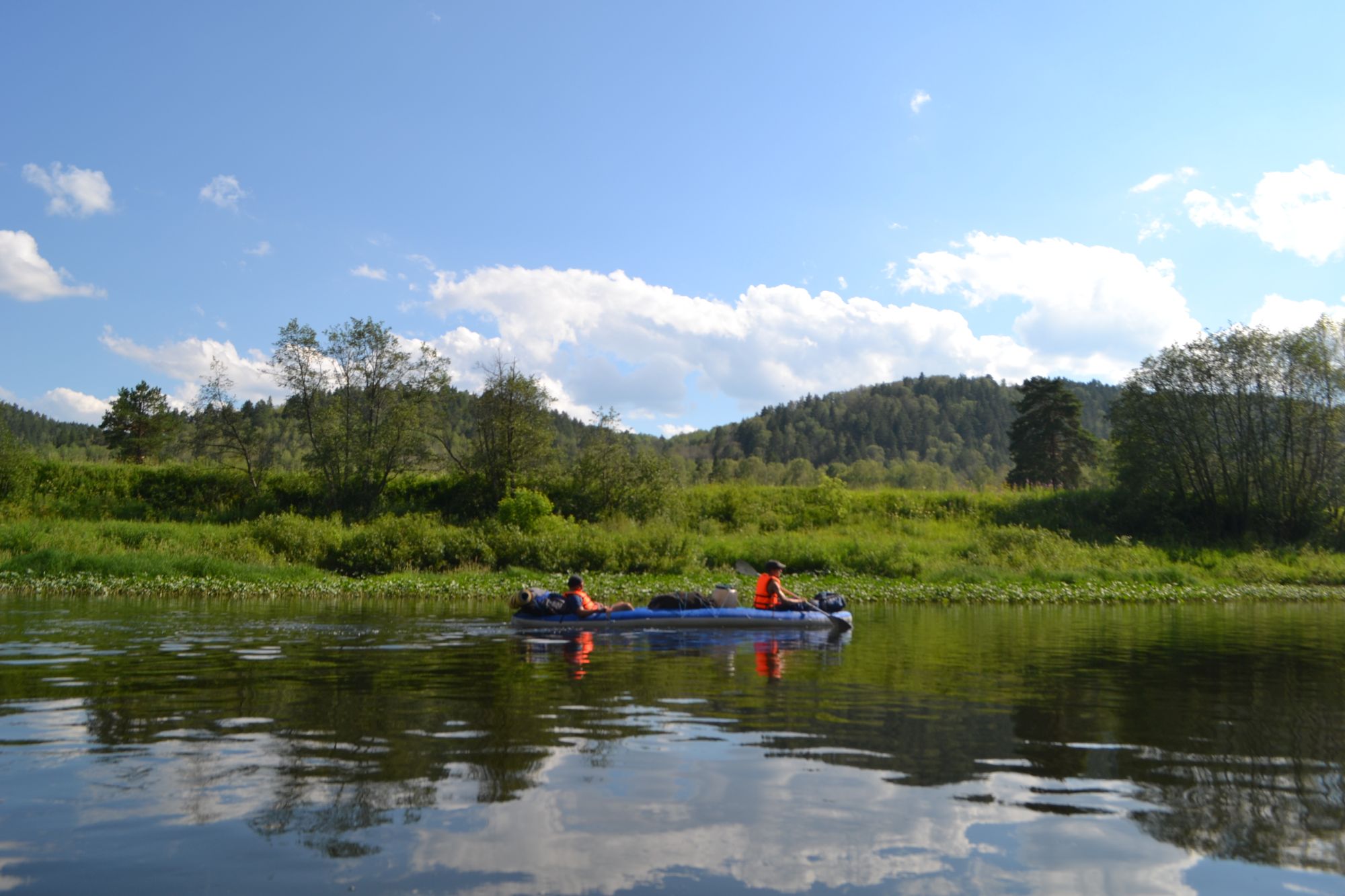 Крутые берега. Река Юрюзань. Коллекция Приключений – туристический лагерь, граница Челябинской области и Республики Башкортостан. Путевки в детский лагерь на 2025-2026 год, фото 12
