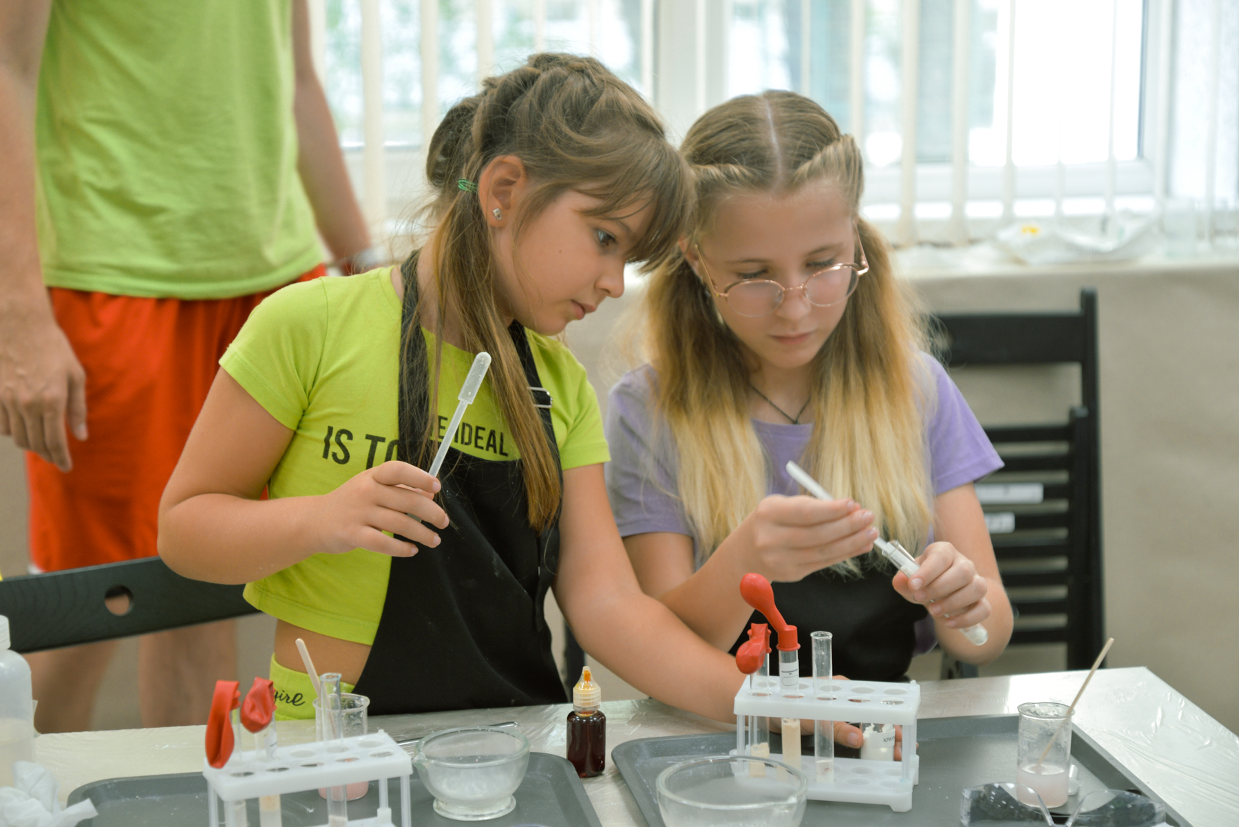 Научный практикум Эмпирики в Технологическом институте – городской лагерь, Санкт-Петербург, м. Технологический институт-2. Путевки в детский лагерь на 2026 год, фото 3