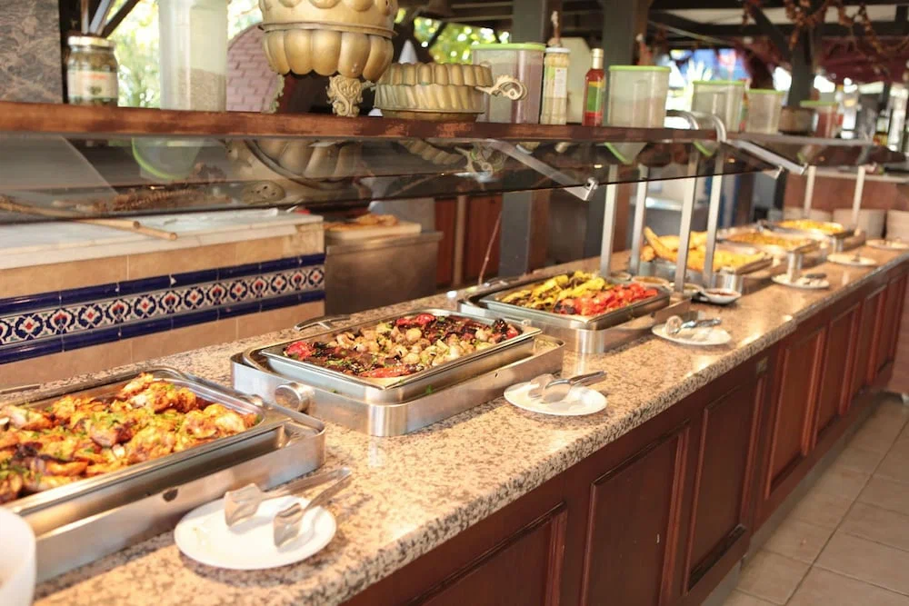 Enjoy Camp English. Yali Izmir – языковой лагерь, Турция, Измир. Путевки в детский лагерь на 2026 год, фото питания 4