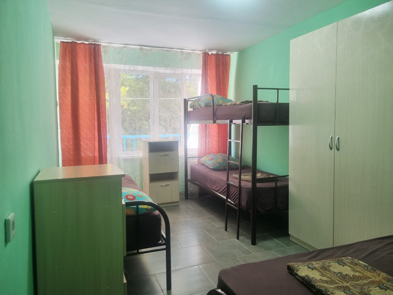 Робинзонада. Эволюция. Назад в будущее – тематический лагерь, Краснодарский край, с. Лермонтово. Путевки в детский лагерь на 2026 год, фото размещения 1