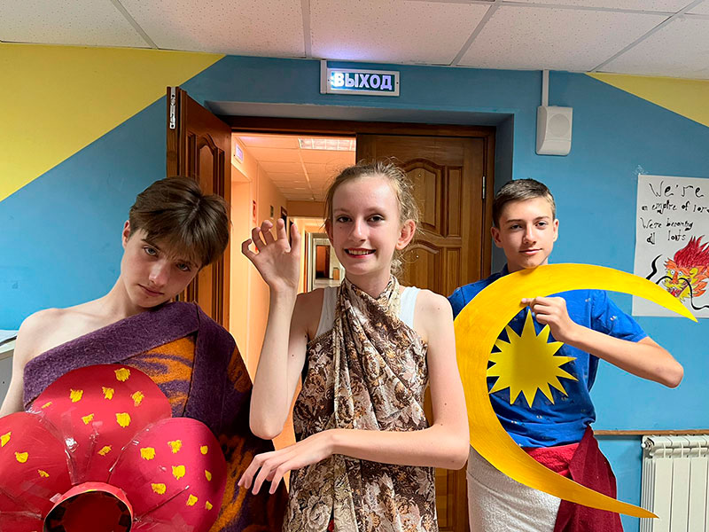 Лингвистическая программа Ревод. ДОЛ Сказка – языковой лагерь, Волгоградская область, Среднеахтубинский район. Путевки в детский лагерь на 2026 год, фото программы 1