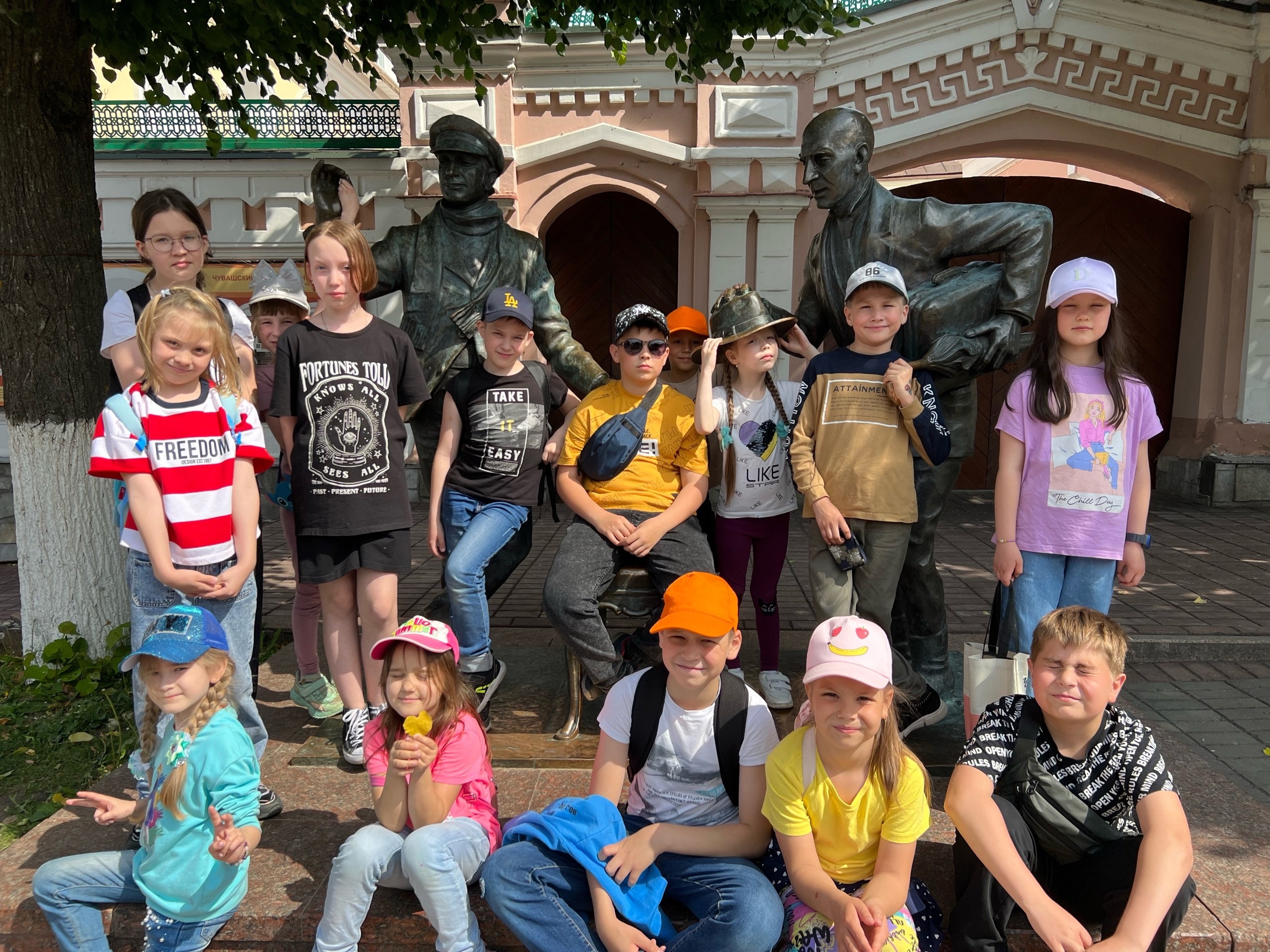 Городские каникулы с детским центром Мандарин – городской лагерь, Чебоксары. Путевки в детский лагерь на 2026 год, фото программы 3