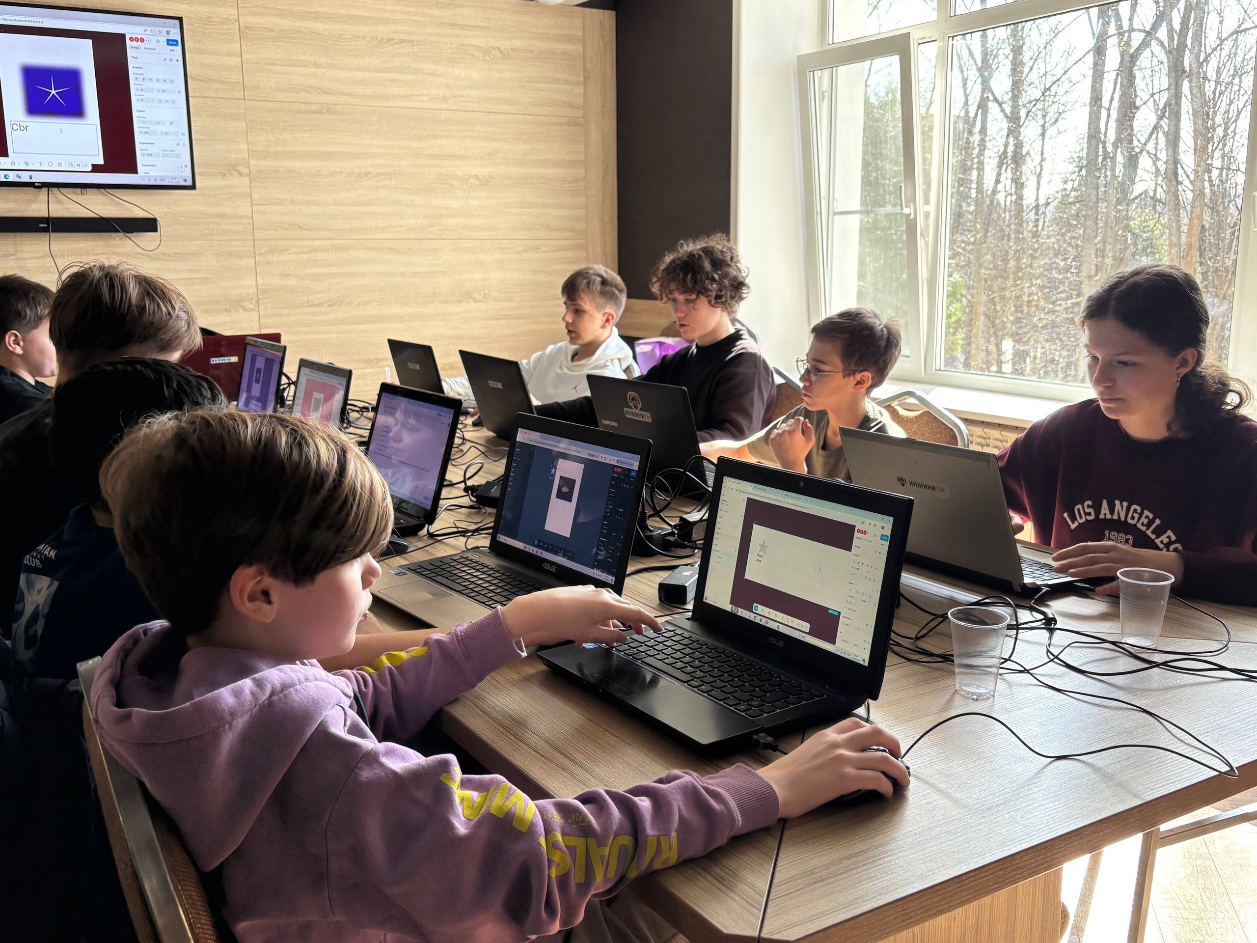 Инжиниум. ИТ-каникулы в Амакс Новая Истра – IT и математический лагерь, Московская обл., Истринский р-н. Путевки в детский лагерь на 2026 год, фото программы 4