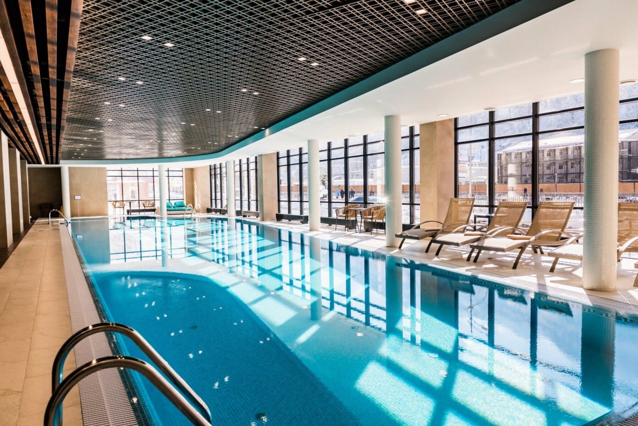 Народная Школа People School Горнолыжная смена, Красная Поляна – детская программа, Краснодарский край, Сочи. Путевки на детские программы на 2026 год, фото размещения 6