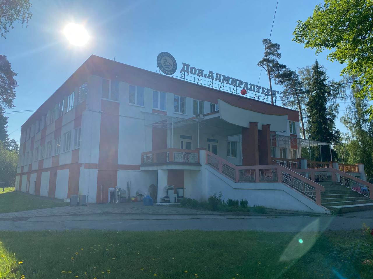 AzimovCamp. ДОЛ Адмиралтеец – IT и математический лагерь, Ленинградская обл., Гатчинский р-н. Путевки в детский лагерь на 2026 год, фото размещения 10